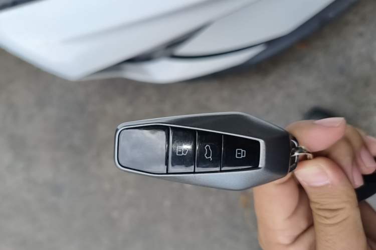 Used Chery New Energy eQ7 2024 512 km Leisure Edition Vehicle Key