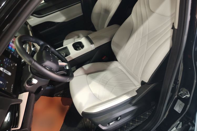 Used Chery New Energy eQ7 2025 512 km Free-Range Version Left Front Seat
