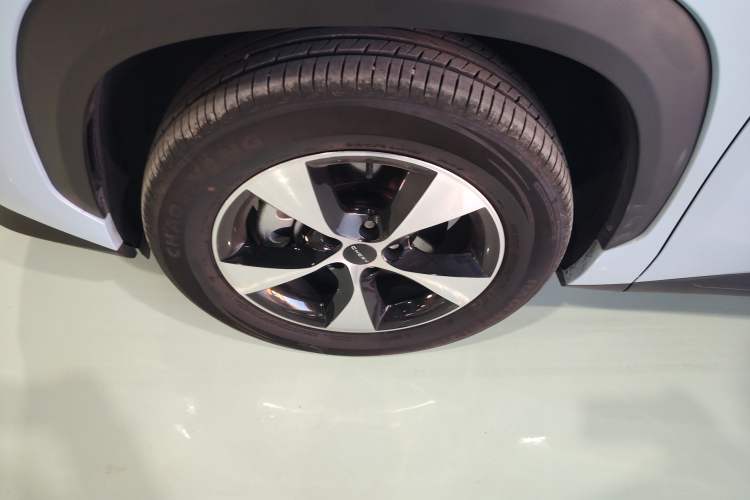 Used Chery New Energy eQ7 2025 512 km Free-Range Version Left Front Wheel Hub