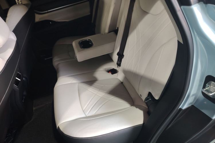 Used Chery New Energy eQ7 2025 512 km Free-Range Version Left Rear Seat