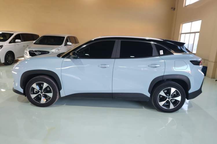 Used Chery New Energy eQ7 2025 512 km Free-Range Version Left Side