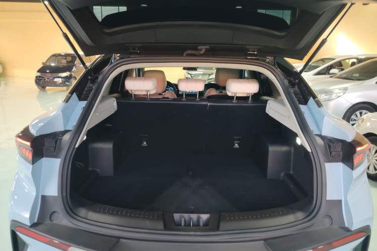 Used Chery New Energy eQ7 2025 512 km Free-Range Version Trunk
