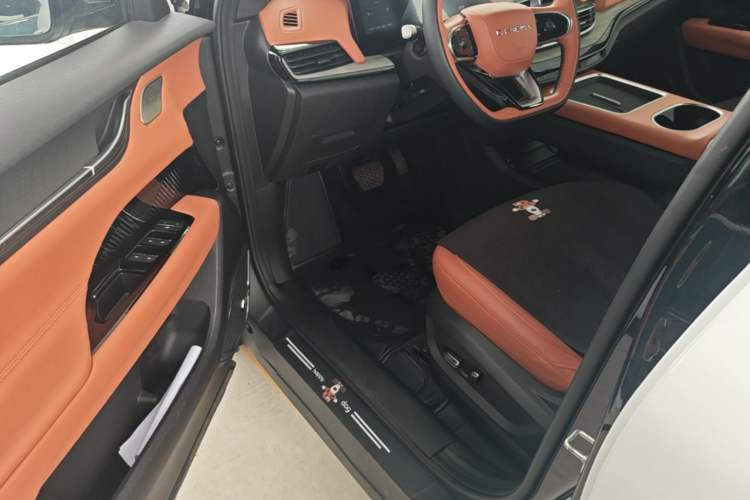 Used Chery New Energy eQ7 2025 512km Comfort Edition Driver Seat