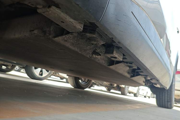 Used Chery New Energy eQ7 2025 512km Comfort Edition Left Side Sill