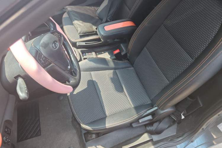 Used Chery New Energy Little Ant 2019 4-Seater Smart Edition 35 kWh Left Front Seat
