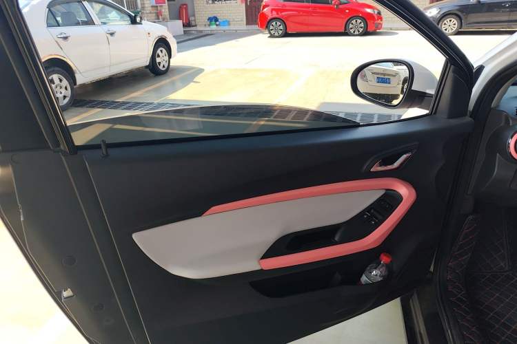 Used Chery New Energy Little Ant 2024 Edition Youth Version 251km True Love Edition 25.05 kWh Left Front Door Interior