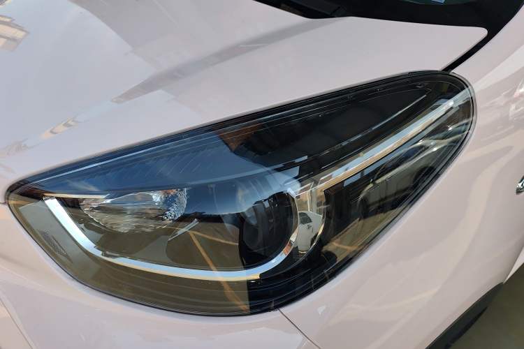 Used Chery New Energy Little Ant 2024 Edition Youth Version 251km True Love Edition 25.05 kWh Left Front Headlight