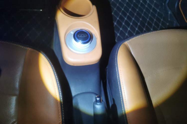 Used Chery New Energy Little Ant 2018 300 4-Seater Smart Edition Gear Lever