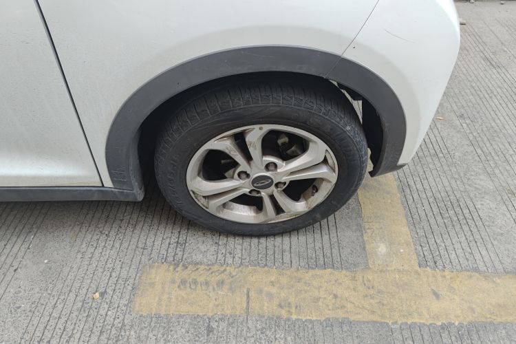 Used Chery New Energy Little Ant 2018 300 4-Seater Smart Edition Right Front Wheel Hub
