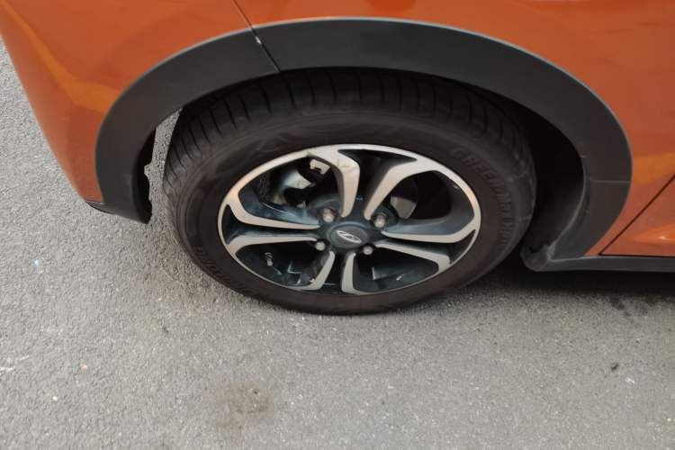 Used Chery New Energy Little Ant 2018 4-Seat Smart Luxe Edition Left Front Wheel Hub