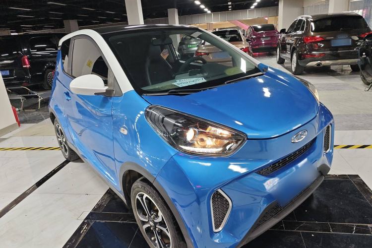 Used Chery New Energy Little Ant 2019 4-Seater Smart Edition 35 kWh Front Right 45 Deg