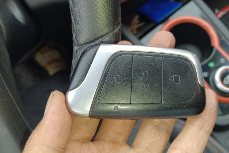 Used Chery New Energy Little Ant 2019 4-Seater Smart Luxe Version 30.6 kWh Interior 1