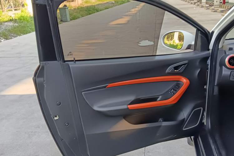 Used Chery New Energy Little Ant 2019 4-Seater Smart Edition 30.6 kWh Left Front Door Interior
