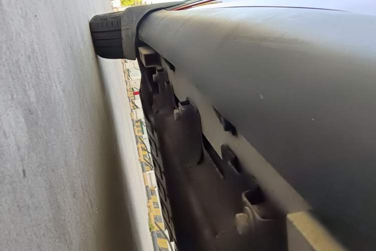 Used Chery New Energy Little Ant 2019 4-Seater Smart Edition 30.6 kWh Left Side Sill