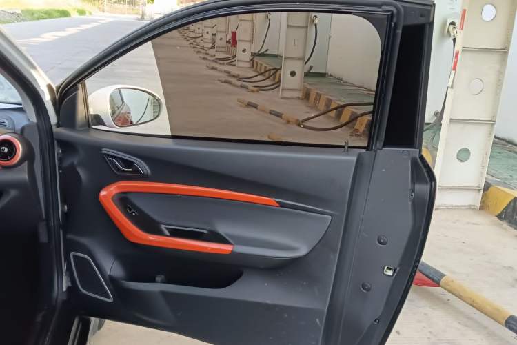 Used Chery New Energy Little Ant 2019 4-Seater Smart Edition 30.6 kWh Right Rear Door Interior