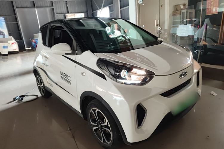 Used Chery New Energy Little Ant 2019 4-Seater Smart Edition 30.6 kWh Front Right 45 Deg