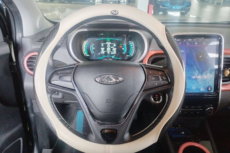 Used Chery New Energy Little Ant 2019 4-Seater Smart Edition 35 kWh Interior 1