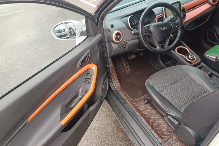 Used Chery New Energy Little Ant 2019 4-Seater Smart Edition 35 kWh Interior 3