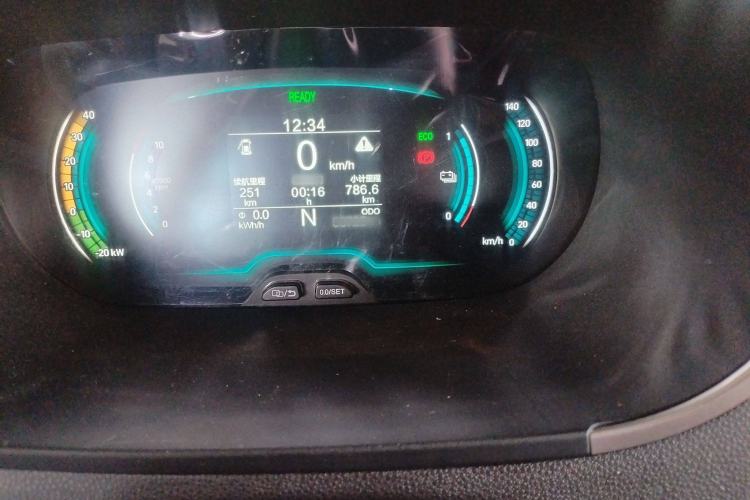 Used Chery New Energy Little Ant 2019 4-Seater Smart Edition 35 kWh Interior 3