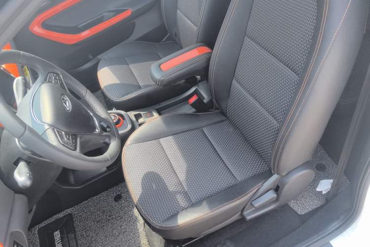 Used Chery New Energy Little Ant 2019 4-Seater Smart Edition 30.6 kWh Left Front Seat