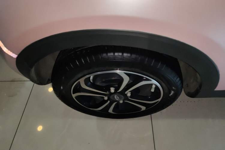 Used Chery New Energy Little Ant 2019 4-Seater Smart Edition 35 kWh Right Rear Wheel Hub