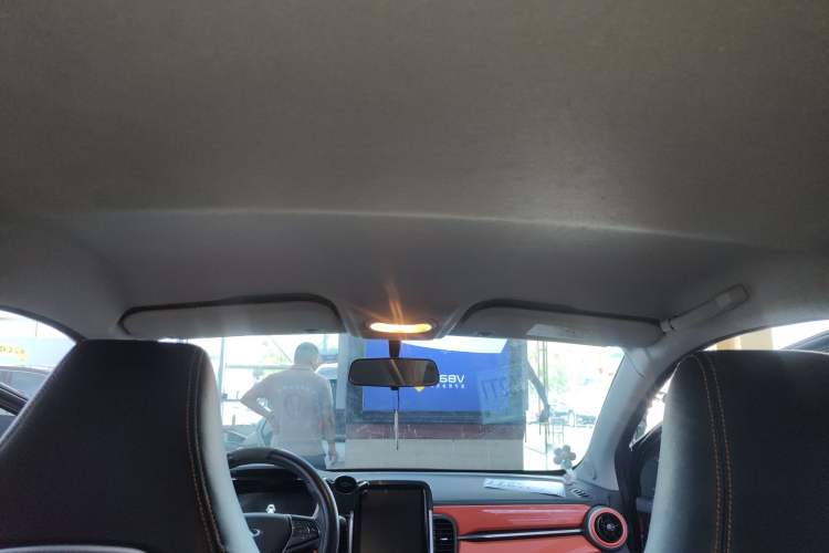 Used Chery New Energy Little Ant 2021 200 000-Yuan Ant Fan Edition Talent Version Lithium Iron Phosphate 301 km Headliner