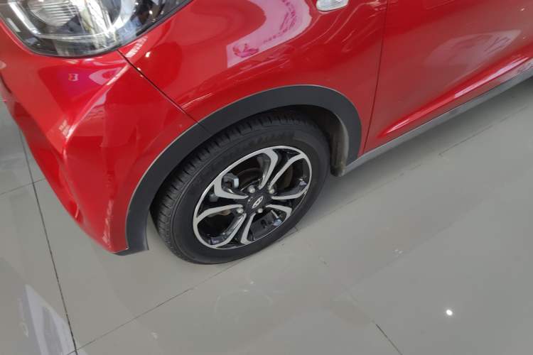 Used Chery New Energy Little Ant 2021 200 000-Yuan Ant Fan Edition Talent Version Lithium Iron Phosphate 301 km Left Front Wheel Hub