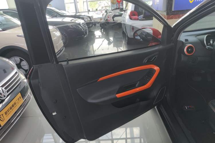 Used Chery New Energy Little Ant 2021 200 000-Yuan Ant Fan Edition Talent Version Lithium Iron Phosphate 301 km Left Rear Door Interior