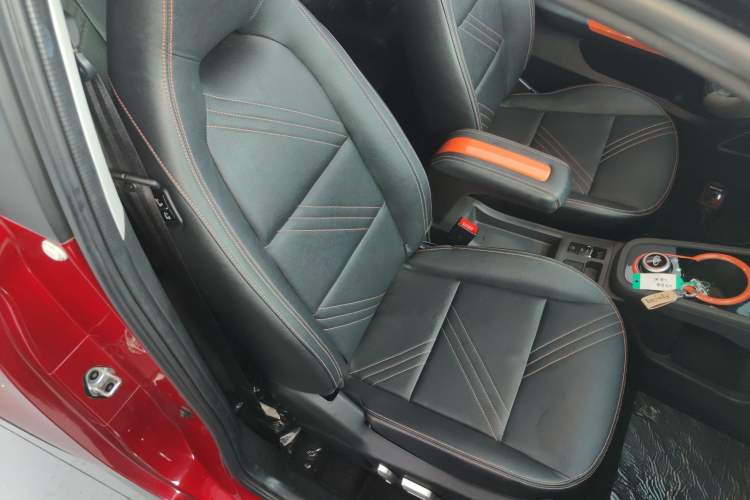Used Chery New Energy Little Ant 2021 200 000-Yuan Ant Fan Edition Talent Version Lithium Iron Phosphate 301 km Right Front Seat