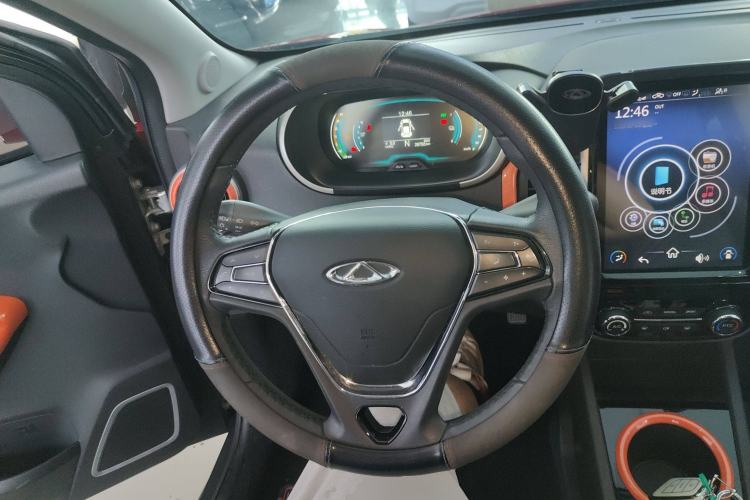 Used Chery New Energy Little Ant 2021 200 000-Yuan Ant Fan Edition Talent Version Lithium Iron Phosphate 301 km Steering Wheel