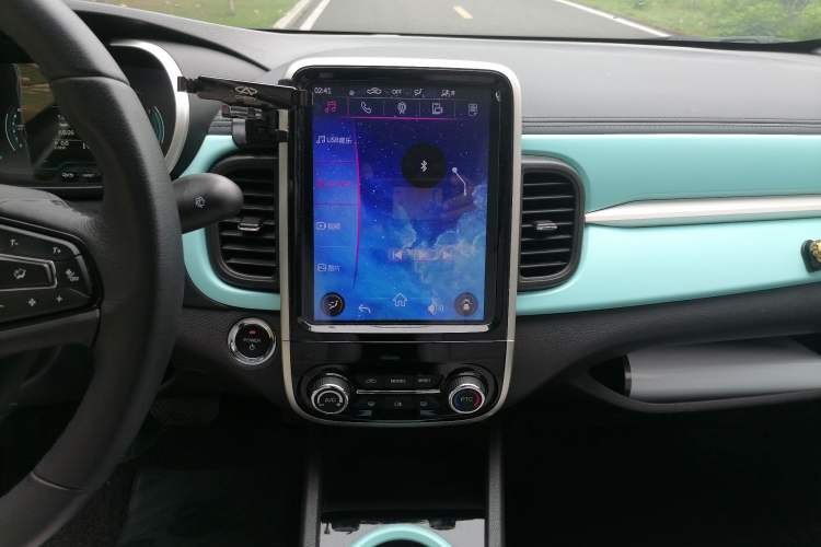 Used Chery New Energy Little Ant 2021 Revised Version 150 000 Yuan Ant Fan Edition New Ant Cool Edition Lithium Iron Phosphate Audio And AC Panel