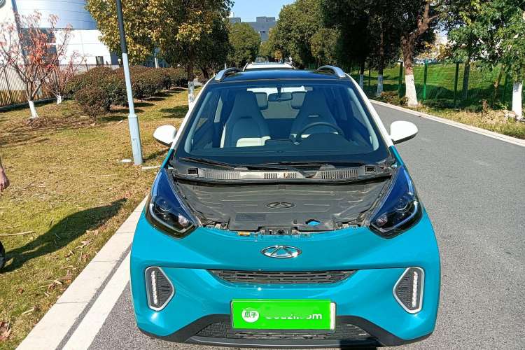 Used Chery New Energy Little Ant 2021 200 000 Yuan "Ant Fan" Edition Energized Version NMC Lithium Battery 301 km Engine Bay