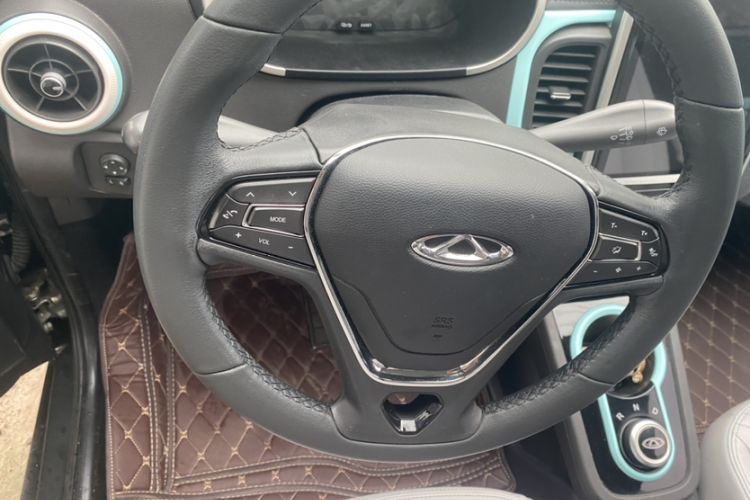 Used Chery New Energy Little Ant 2021 200 000 Yuan Ant Fan Edition Energized Version Lithium Iron Phosphate 301 km Interior 1