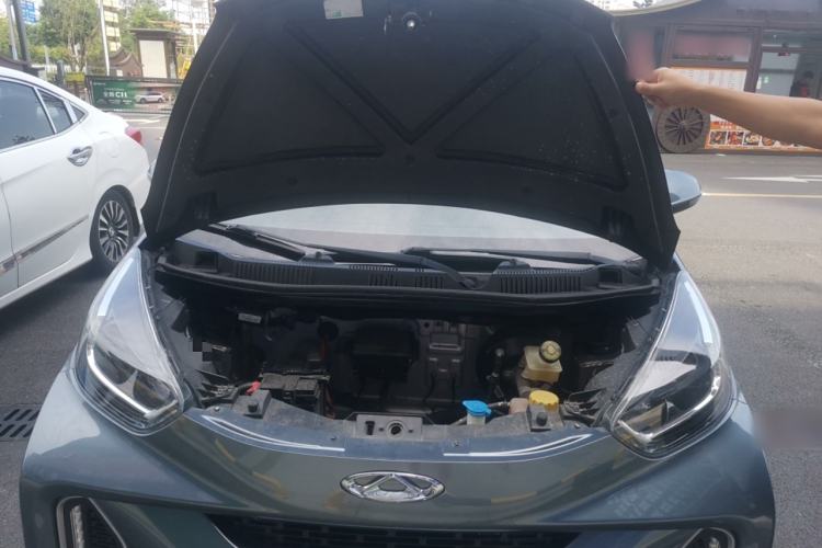 Used Chery New Energy Little Ant 2021 200 000 Yuan Ant Fan Edition Energized Version NMC Lithium Battery 408 km Engine Bay