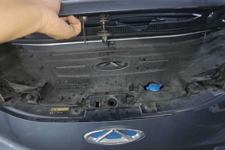 Used Chery New Energy Little Ant 2021 150 000 Yuan Ant Fan Edition New Ant Xuan Version Lithium Iron Phosphate Engine Bay