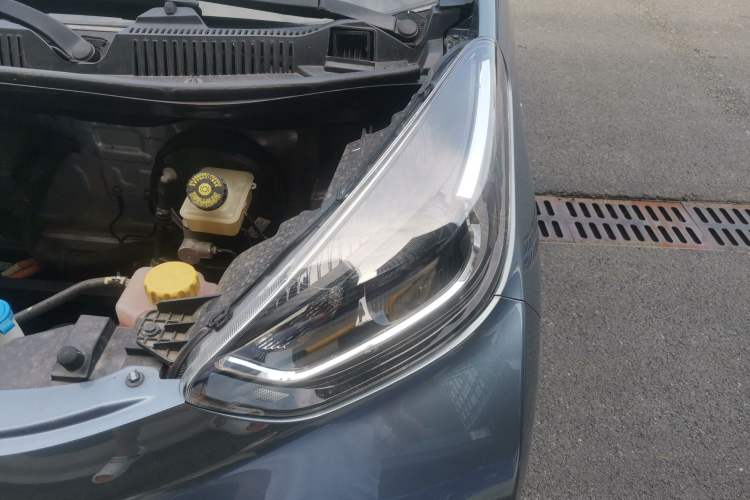 Used Chery New Energy Little Ant 2021 200 000 Yuan Ant Fan Edition Energized Version NMC Lithium Battery 408 km Engine Bay Left