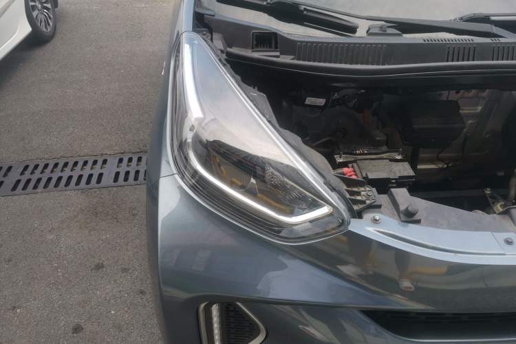 Used Chery New Energy Little Ant 2021 200 000 Yuan Ant Fan Edition Energized Version NMC Lithium Battery 408 km Engine Bay Right
