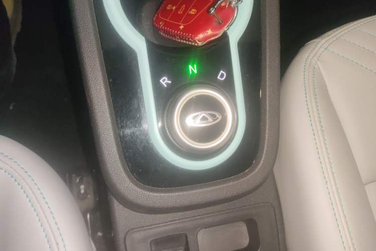 Used Chery New Energy Little Ant 2021 200 000-Yuan Ant Fan Edition Talent Version NMC Battery 301 km Gear Lever
