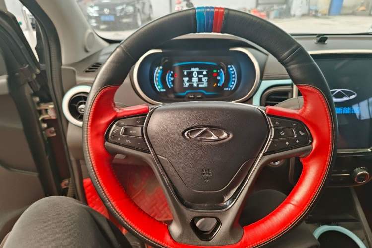 Used Chery New Energy Little Ant 2021 150 000 Yuan "Ant Fan" Edition New Ant Cool Version Lithium-Ion Battery Interior 2