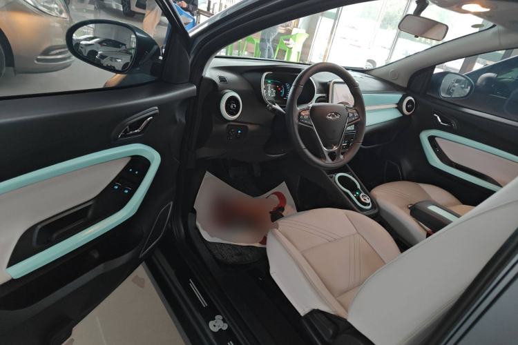 Used Chery New Energy Little Ant 2021 200 000-Yuan Ant Fan Edition Talent Version NMC Battery 301 km Interior 3