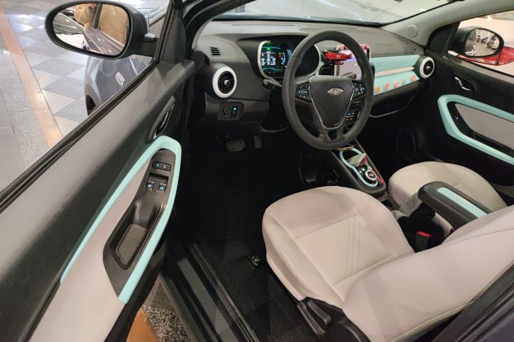 Used Chery New Energy Little Ant 2021 200 000-Yuan Ant Fan Edition Talent Version NMC Battery 301 km Interior 3