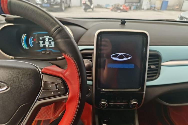 Used Chery New Energy Little Ant 2021 150 000 Yuan "Ant Fan" Edition New Ant Cool Version Lithium-Ion Battery Interior 3