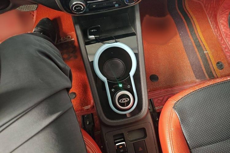 Used Chery New Energy Little Ant 2021 150 000 Yuan "Ant Fan" Edition New Ant Cool Version Lithium-Ion Battery Interior 4