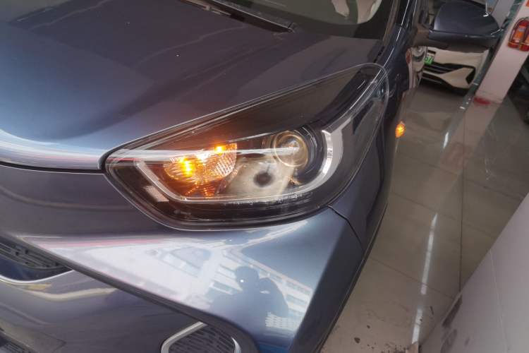 Used Chery New Energy Little Ant 2021 Revised Version 150 000 Yuan Ant Fan Edition New Ant Cool Edition Lithium Iron Phosphate Left Front Headlight