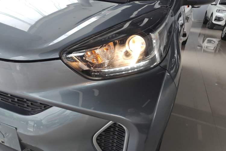 Used Chery New Energy Little Ant 2021 200 000-Yuan Ant Fan Edition Talent Version NMC Battery 301 km Left Front Headlight