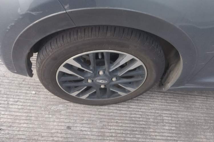 Used Chery New Energy Little Ant 2021 Revised Version 150 000 Yuan Ant Fan Edition New Ant Cool Edition Lithium Iron Phosphate Left Front Wheel Hub