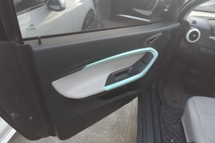 Used Chery New Energy Little Ant 2021 Revised Version 150 000 Yuan Ant Fan Edition New Ant Cool Edition Lithium Iron Phosphate Left Rear Door Interior