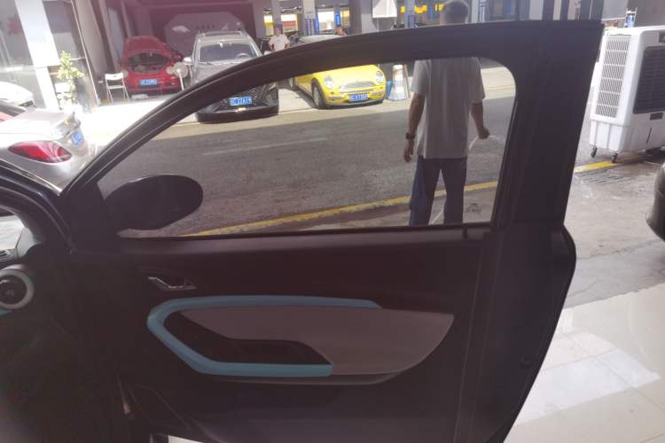 Used Chery New Energy Little Ant 2021 Revised Version 150 000 Yuan Ant Fan Edition New Ant Cool Edition Lithium Iron Phosphate Right Front Door Interior