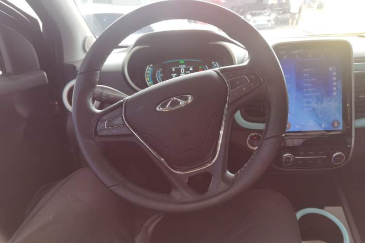 Used Chery New Energy Little Ant 2021 Revised Version 150 000 Yuan Ant Fan Edition New Ant Cool Edition Lithium Iron Phosphate Steering Wheel