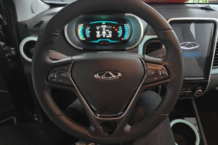 Used Chery New Energy Little Ant 2021 200 000-Yuan Ant Fan Edition Talent Version NMC Battery 301 km Steering Wheel